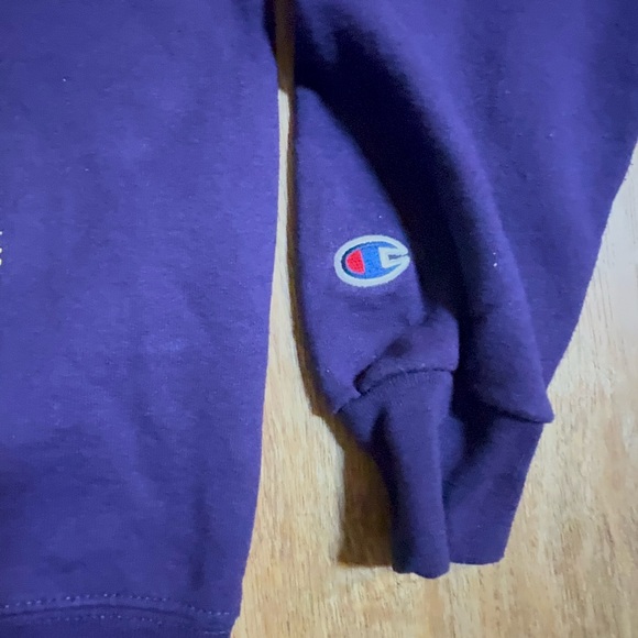 Champion Eco Fleece purple East Carolina cross stitch crew neck sweatshirt M - Picture 3 of 9